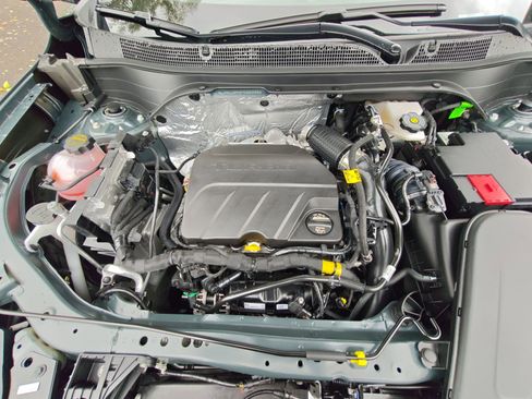 New 2026 Chevrolet Trax LT image 32