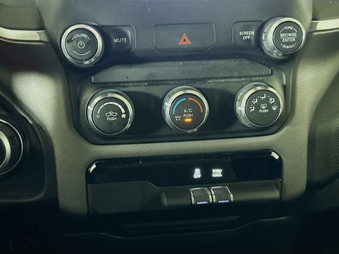 Used 2022 RAM 1500 Big Horn image 22