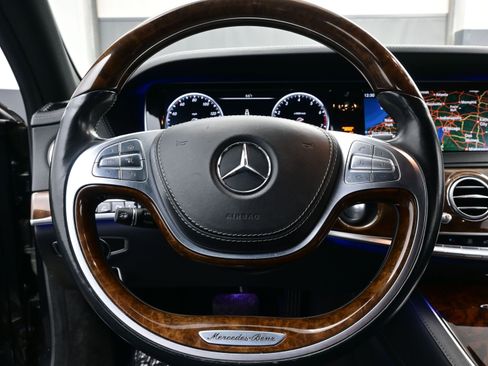 Used 2014 Mercedes-Benz S 550 Sedan image 24