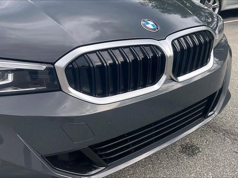 Used 2024 BMW 330i xDrive Sedan w/ Premium Package image 31