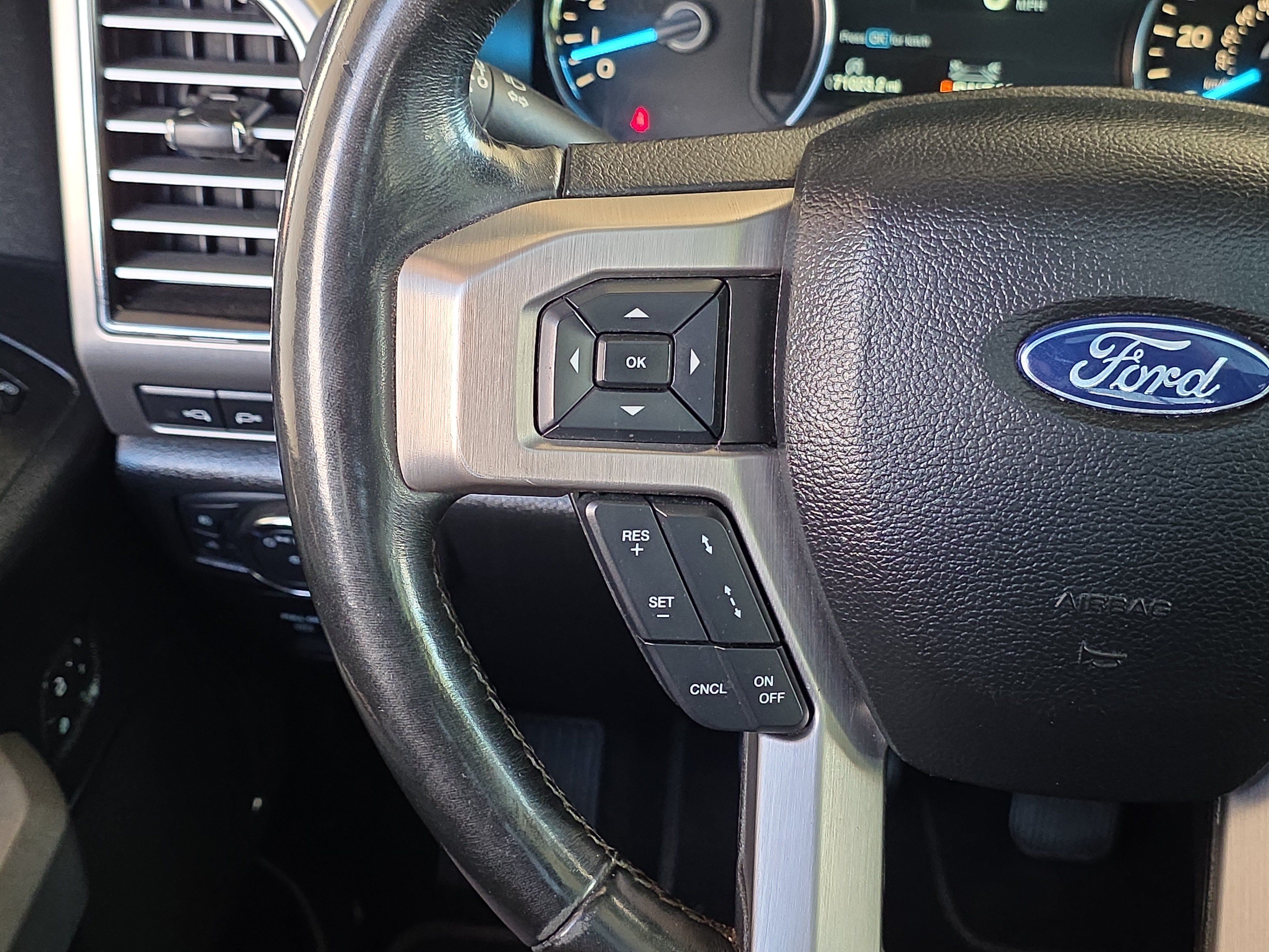 Used 2019 Ford F150 Platinum w/ Equipment Group 701A Luxury AWD/4WD image 16