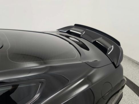 Used 2020 Ford Mustang Shelby GT500 w/ Technology Package RWD image 17