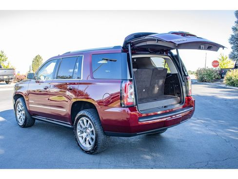 Used 2020 GMC Yukon Denali w/ Open Road Package AWD/4WD image 9