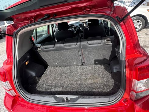 Used 2010 Scion xD 5-Door image 26