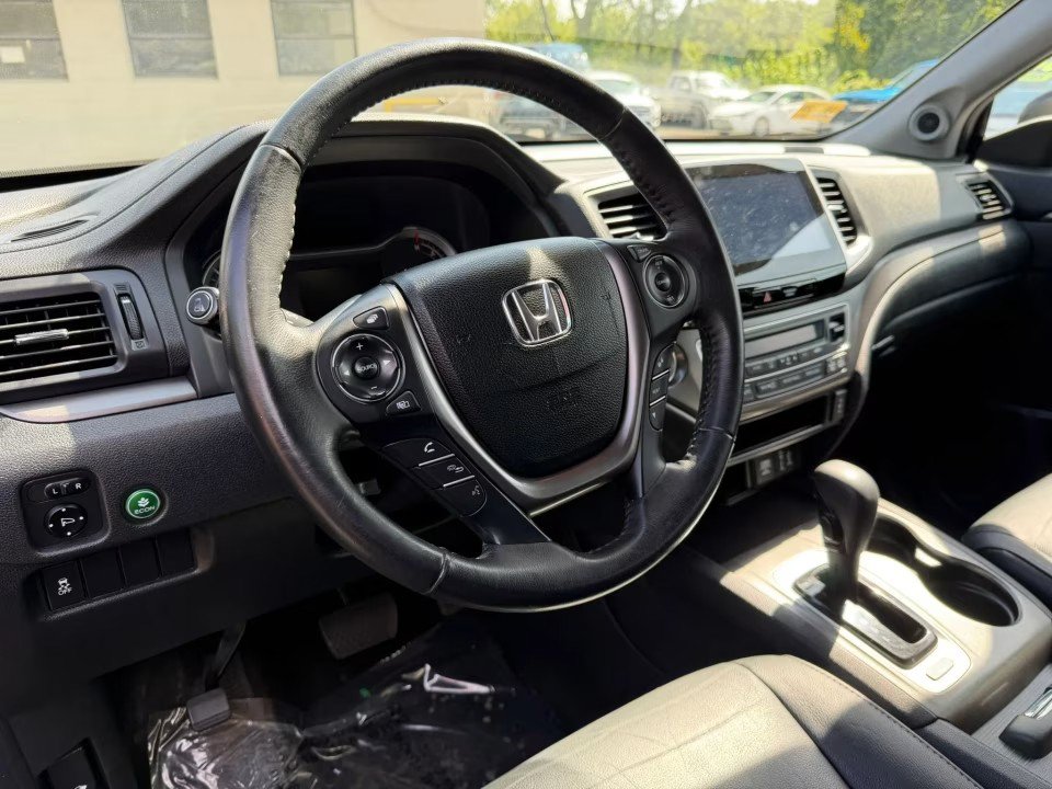 Used 2018 Honda Pilot EX-L image 10
