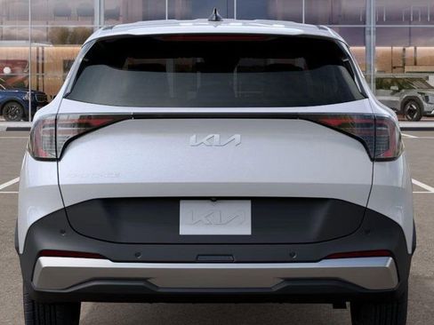 New 2026 Kia Sportage EX FWD image 13