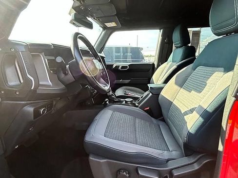 Used 2023 Ford Bronco Outer Banks AWD/4WD image 9
