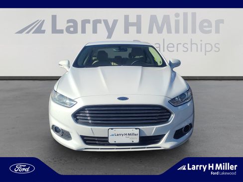 Used 2016 Ford Fusion SE w/ Equipment Group 202A image 8