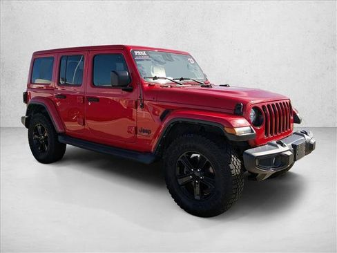 Used 2021 Jeep Wrangler Unlimited Sahara image 3