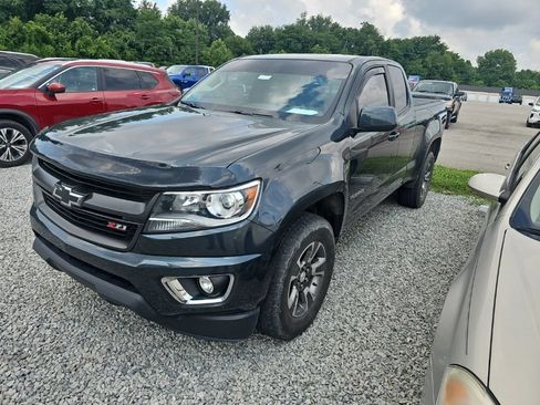 Used 2017 Chevrolet Colorado Z71 AWD/4WD image 3