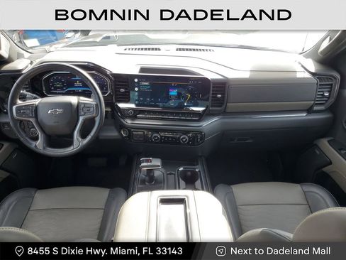 Used 2022 Chevrolet Silverado 1500 ZR2 w/ Technology Package image 13