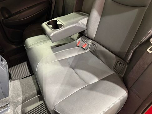 Certified 2023 Toyota Corolla Cross XLE image 19