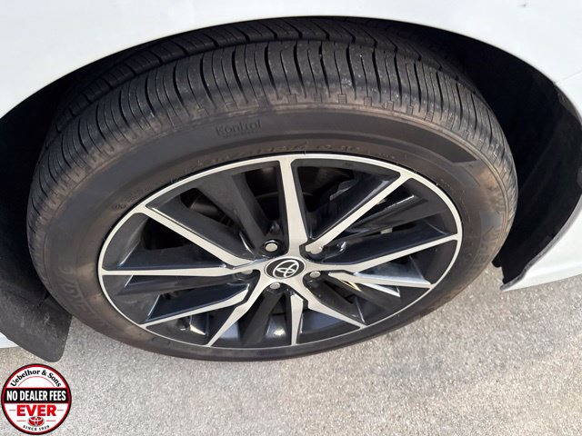 Used 2023 Toyota Camry SE w/ Blackout Package (TMS) AWD/4WD image 8