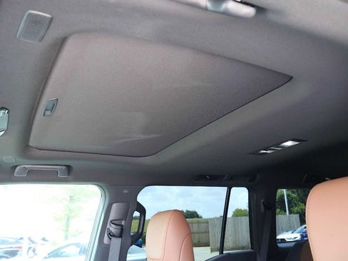 Used 2025 Lexus GX 550 w/ Accessory Package (2T) AWD/4WD image 28