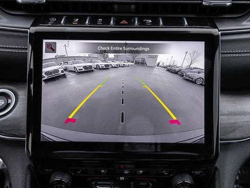 Used 2023 Jeep Grand Cherokee Overland w/ Luxury Tech Group IV image 18