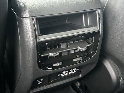 New 2025 Jeep Grand Cherokee Altitude image 25