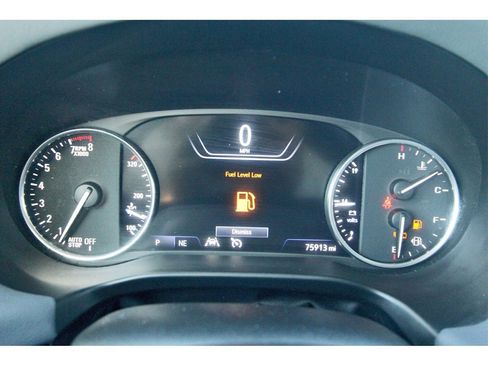 Used 2022 Buick Enclave Premium image 16