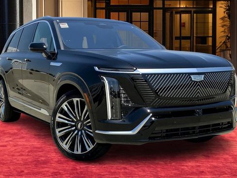 Used 2026 Cadillac Vistiq Premium Luxury image 2