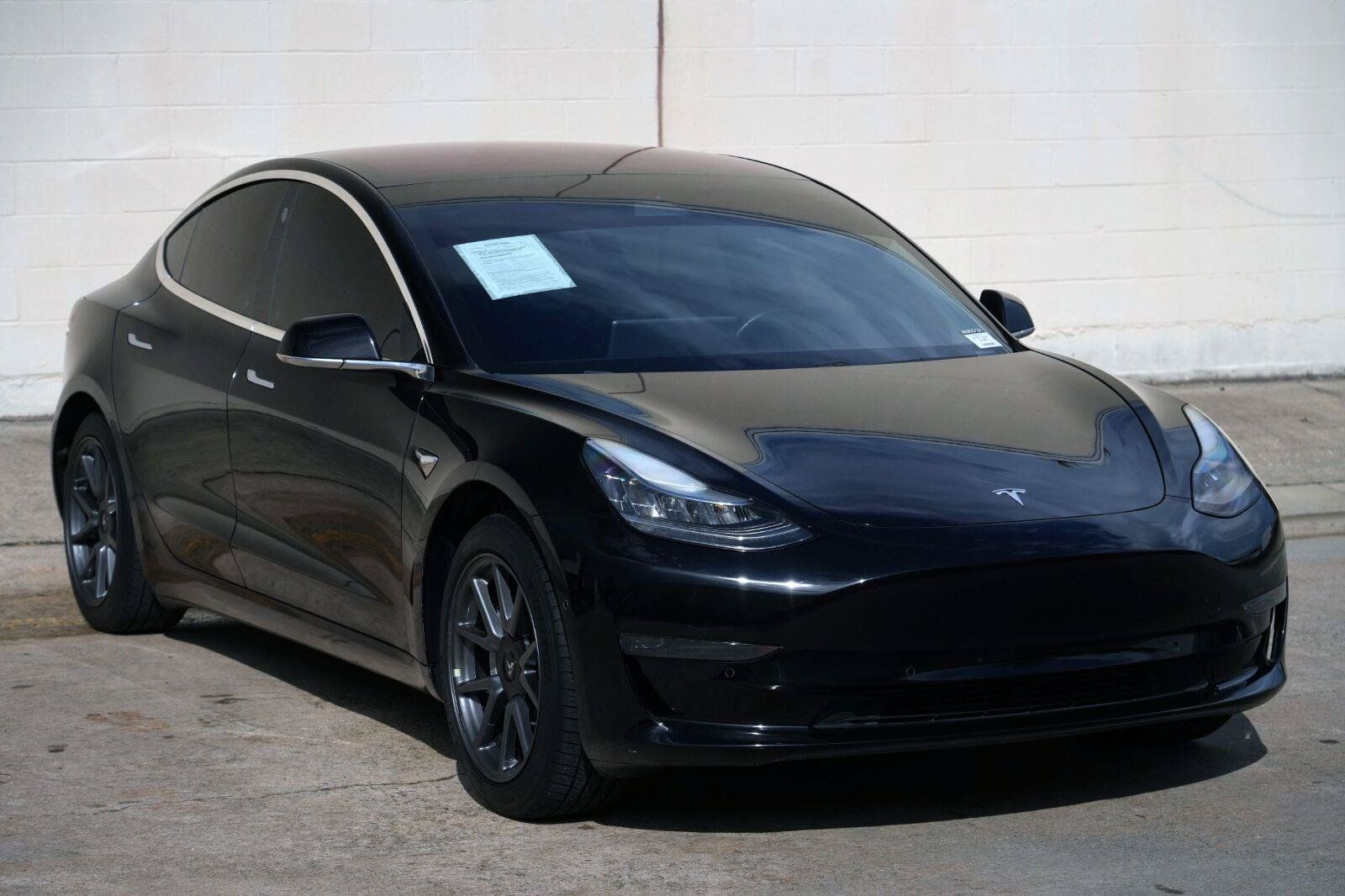 Used 2018 Tesla Model 3 Long Range RWD image 52