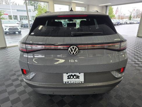 New 2026 Volkswagen ID.4 Pro image 9