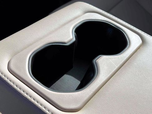 Used 2022 Jeep Grand Cherokee Limited 4xe image 14