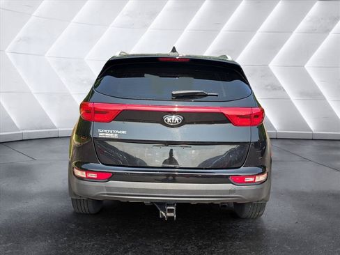 Used 2017 Kia Sportage LX w/ LX Popular Package AWD/4WD image 4