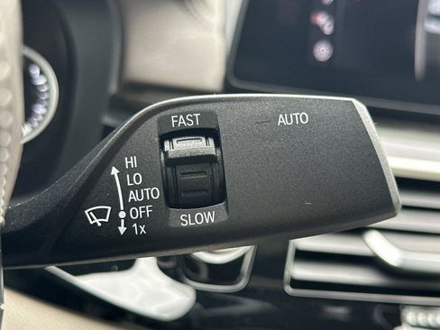 Used 2018 BMW 530e 530e iPerformance image 33