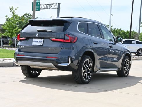Certified 2025 BMW X1 xDrive28i AWD/4WD image 9