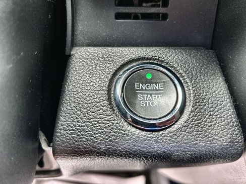 Used 2018 Ford F150 Lariat w/ Equipment Group 502A Luxury image 20