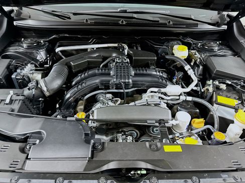 Used 2024 Subaru Crosstrek 2.0i Premium image 31