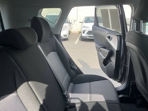Used 2025 Kia Soul LX w/ LX Technology Package FWD image 35