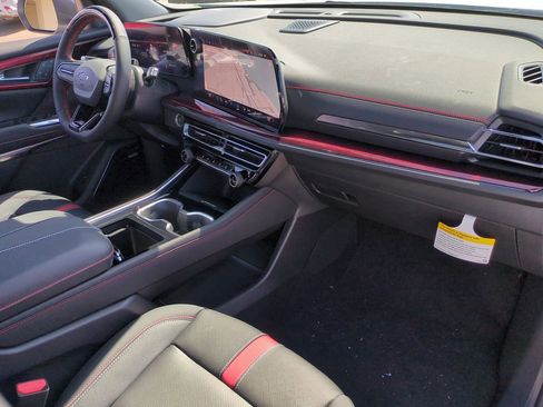 New 2026 Chevrolet Traverse RS image 30