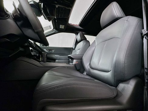 Used 2026 Subaru Outback Premium image 19