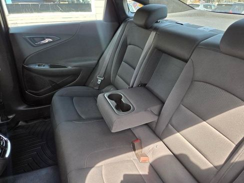 Used 2016 Chevrolet Malibu LT FWD image 12