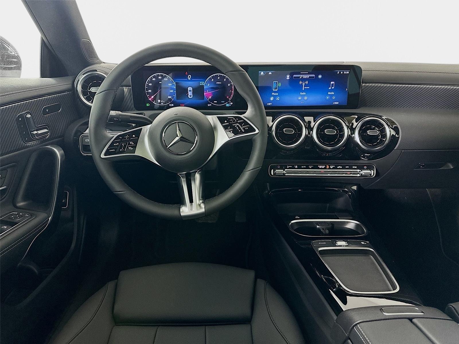 Used 2026 Mercedes-Benz CLA 250 4MATIC image 28