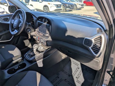 Used 2024 Kia Soul LX w/ Option Group 015 image 31