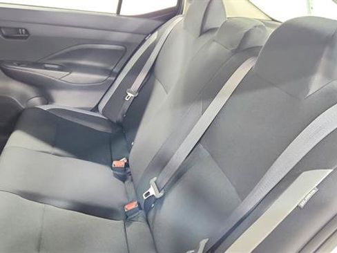 Used 2025 Nissan Versa S w/ Trunk Package FWD image 18