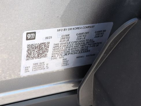 Certified 2025 Chevrolet Trax RS w/ Driver Confidence Package FWD image 32