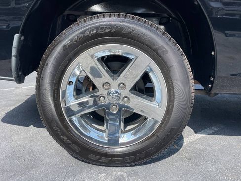 Used 2013 RAM 1500 Express RWD image 23
