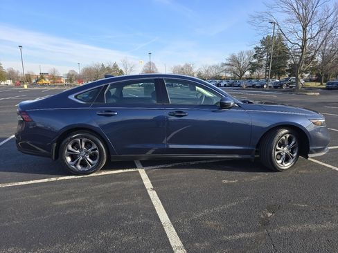 Certified 2023 Honda Accord EX image 19