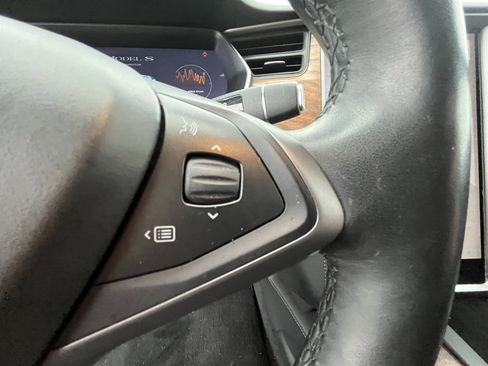 Used 2020 Tesla Model S Long Range Plus image 20