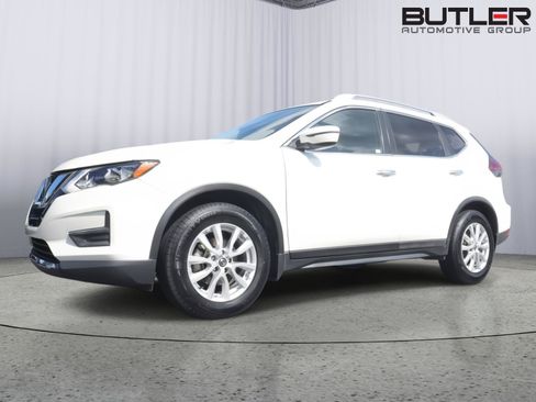 Used 2018 Nissan Rogue SV FWD image 39