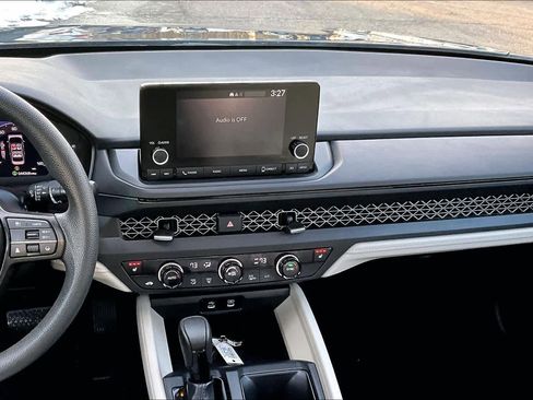 Used 2024 Honda Accord EX image 6