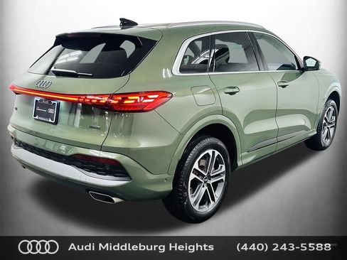 Certified 2025 Audi Q5 Premium w/ Convenience Package AWD/4WD image 7