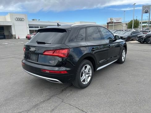 Used 2018 Audi Q5 2.0T Premium image 3