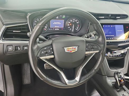Certified 2023 Cadillac XT6 Sport w/ Technology Package AWD/4WD image 18