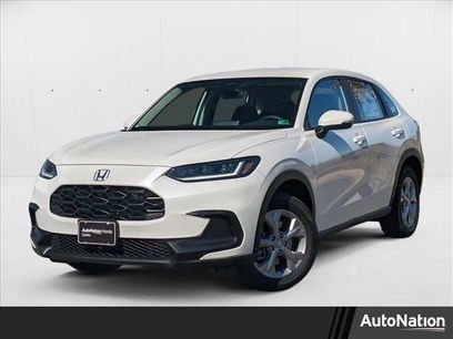 New 2025 Honda HR-V LX