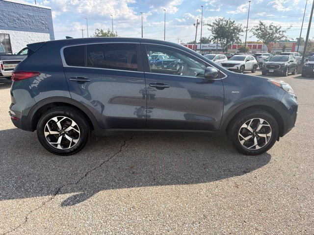 Used 2020 Kia Sportage LX AWD/4WD image 6