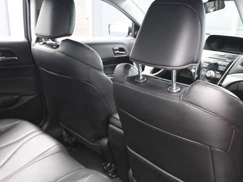 Used 2019 Acura ILX image 40