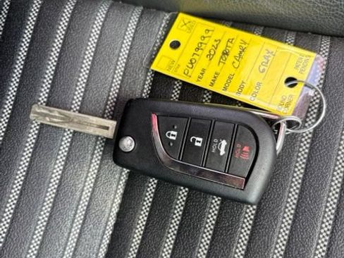 Used 2023 Toyota Camry SE FWD image 18